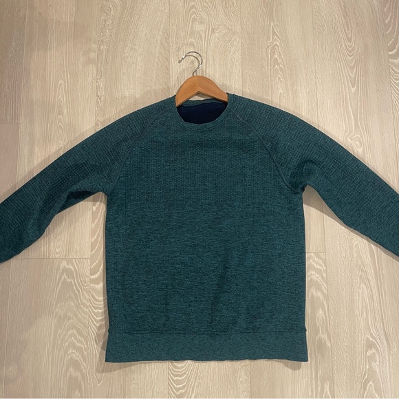Lululemon Engineered Warmth Long Sleeve Crew Teal Turquoise size Medium fit - Picture 6 of 16